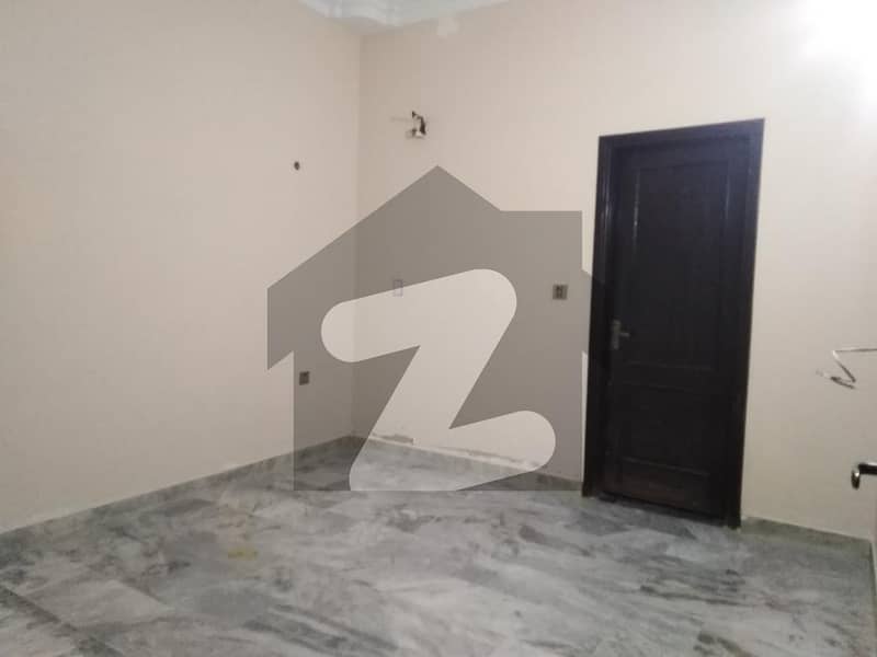 Spacious 120 Square Yards House Available For sale In Gulistan-e-Jauhar