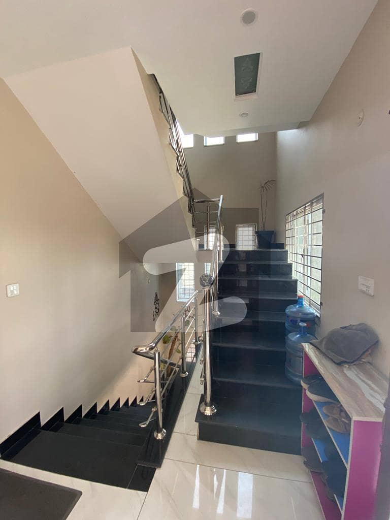 7 Marla Spacious House Available In Millat Road For sale