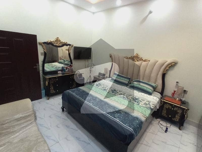 امین ٹاؤن فیصل آباد میں 4 کمروں کا 10 مرلہ مکان 2.6 کروڑ میں برائے فروخت۔