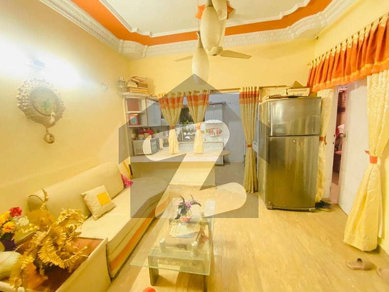 گلشن امین کراچی میں 4 کمروں کا 5 مرلہ مکان 1.9 کروڑ میں برائے فروخت۔
