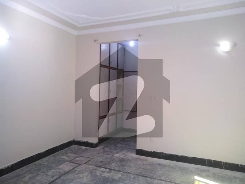 A 1 Kanal House In Peshawar Is On The Market For rent