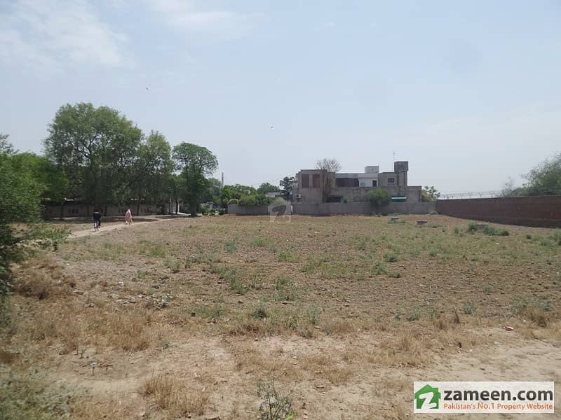 2 Marla Commercial Plot for Sale in DHA Phase 4