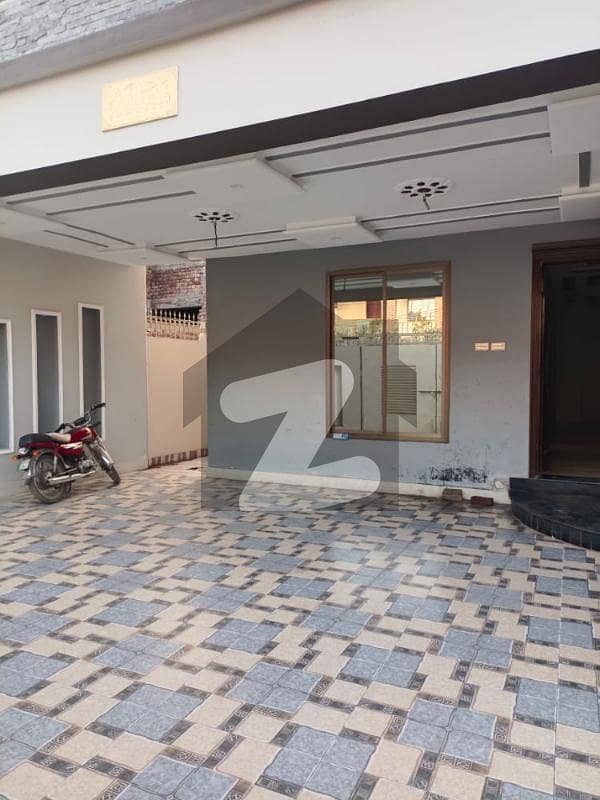 Brand New Luxury Double Storey House For Rent In Model Town