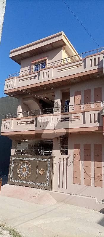 میسرائل روڈ راولپنڈی میں 4 کمروں کا 5 مرلہ مکان 1.5 کروڑ میں برائے فروخت۔