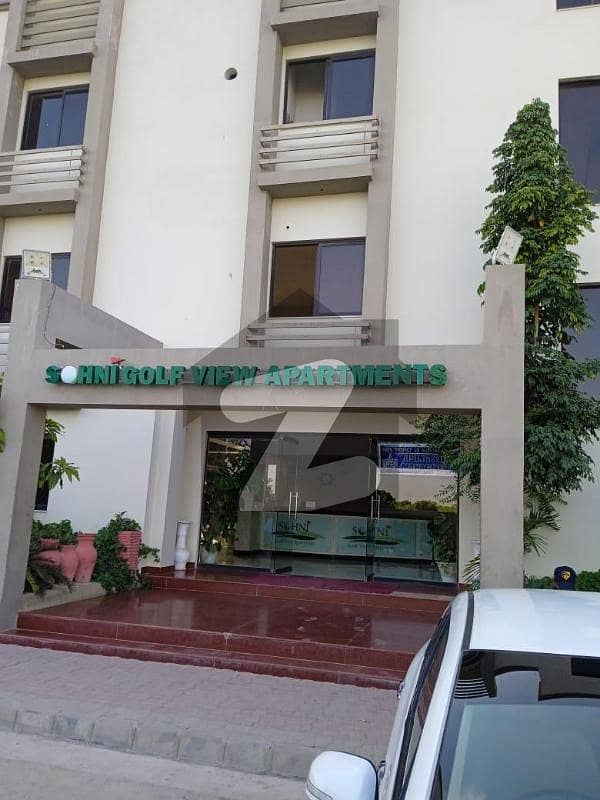 جناح ایونیو کراچی میں 3 کمروں کا 7 مرلہ فلیٹ 1.6 کروڑ میں برائے فروخت۔