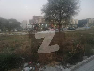 Commercial Plot For Sale Size 433 Square Yards In G 13/3, Islamabad