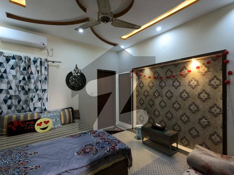 سن فورٹ گارڈنز لاہور میں 5 کمروں کا 6 مرلہ مکان 2 کروڑ میں برائے فروخت۔