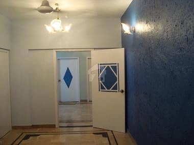2 Lounge