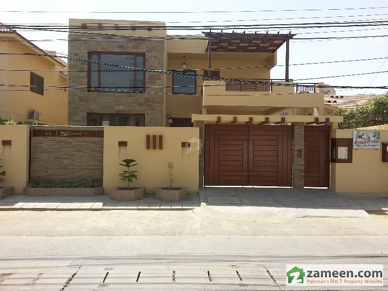Extra Ordinary Architectural Designed Modern 666 Sq. Yard Brand New Bungalow For Sale