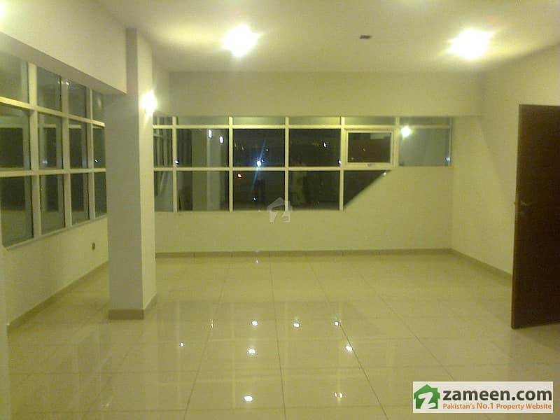 1020 Sq. ft Office Available For Rent In Bukhari Commercial