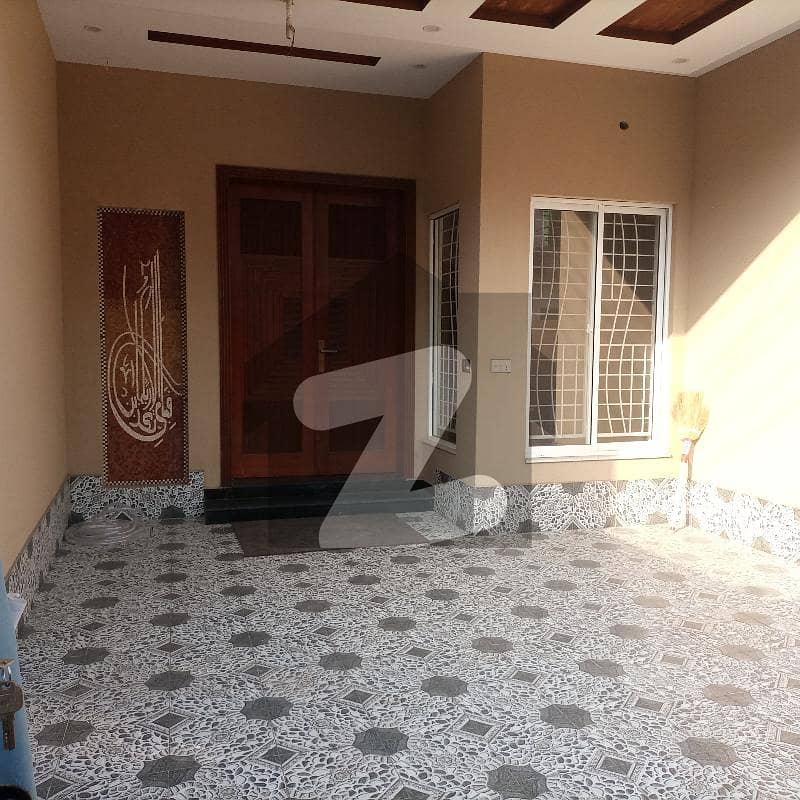 8 Marla House Very Good Beautiful Location For Sale In Military Account Society College Road Lahore Pakistan