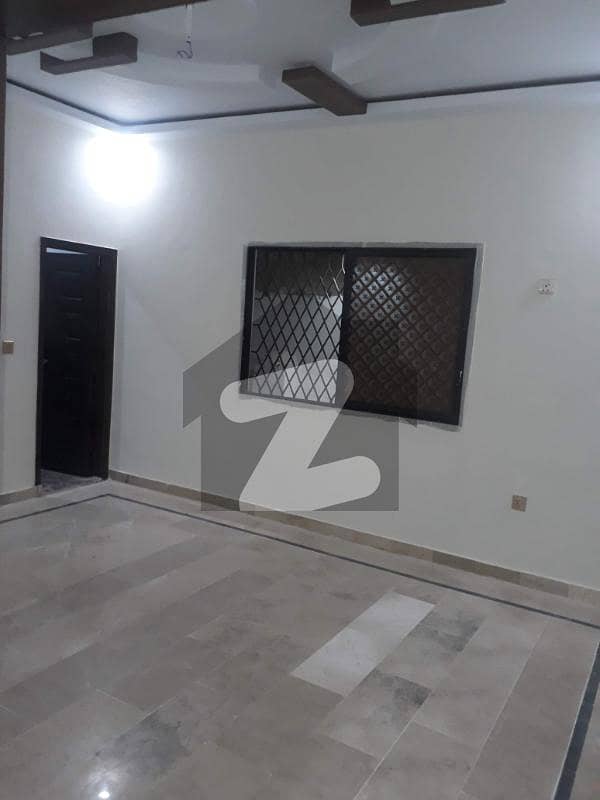 Nazimabad No. 4 3 Bedroom Drawing Lounge Portion Available For Rent