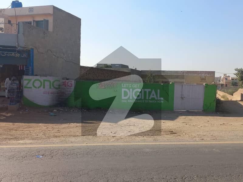Corner Commercial Plot For Sale In Beautiful Sahiwal Bypass