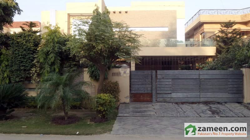 1 Kanal Upper Portion Is Available For Rent In DHA Phase 4