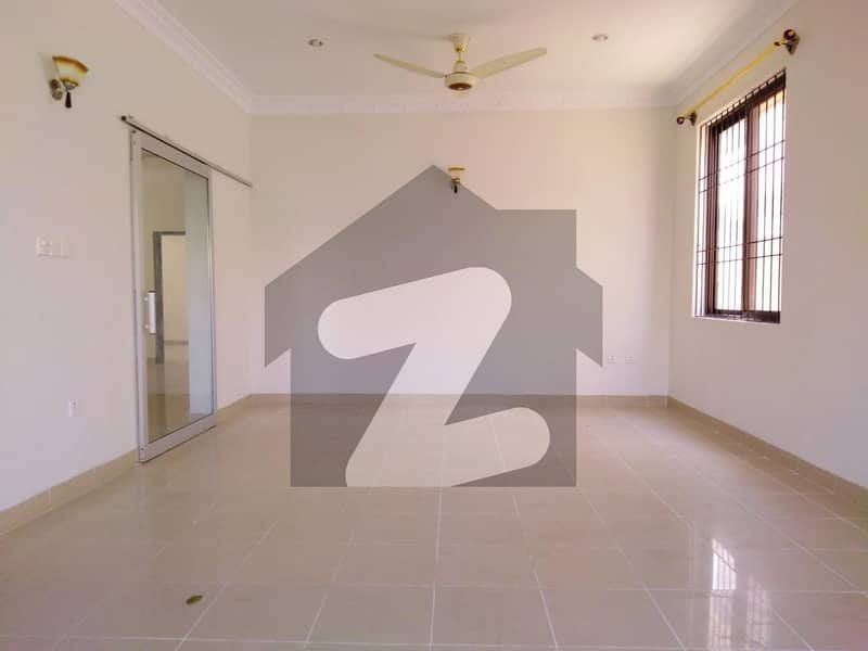 Lower Portion In Navy Housing Scheme Karsaz Sized 350 Square Yards Is Available