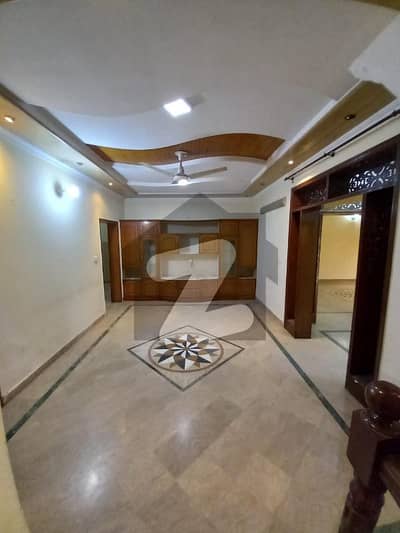 جوہر ٹاؤن فیز 1 - بلاک ای جوہر ٹاؤن فیز 1 جوہر ٹاؤن لاہور میں 6 کمروں کا 12 مرلہ مکان 3.5 کروڑ میں برائے فروخت۔