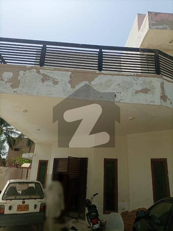 ڈی ایچ اے فیز 7 ڈی ایچ اے کراچی میں 5 کمروں کا 1 کنال مکان 6.9 کروڑ میں برائے فروخت۔