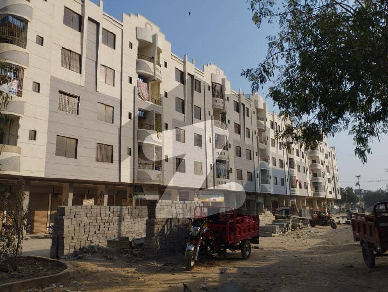 سُرجانی ٹاؤن - سیکٹر ڈی5 سُرجانی ٹاؤن - سیکٹر 5 سُرجانی ٹاؤن گداپ ٹاؤن کراچی میں 4 کمروں کا 5 مرلہ فلیٹ 37 لاکھ میں برائے فروخت۔