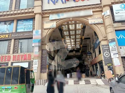 Shop For Sale in Liberty Mall Main University Road