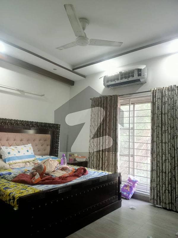 کینال گارڈن لاہور میں 1 کمرے کا 1 مرلہ کمرہ 14 ہزار میں کرایہ پر دستیاب ہے۔