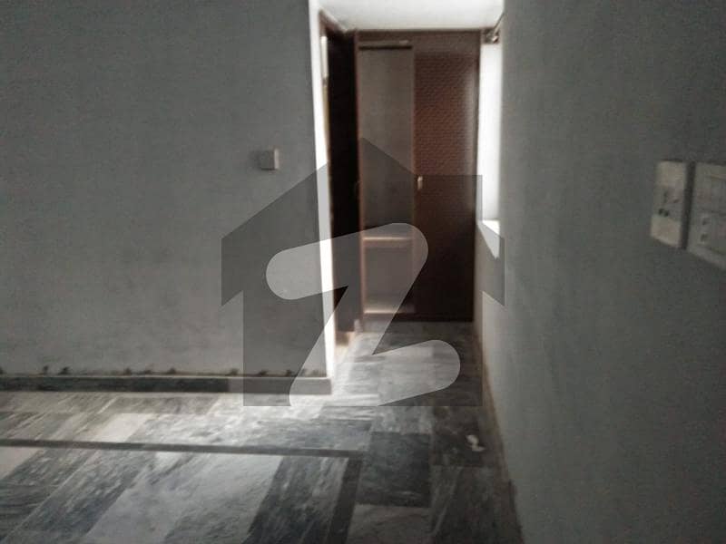 Portions For Rent In Officers Colony Wah Cantt