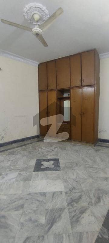 Chaklala Scheme 3 Qazi Street Near Khayban E Tanveer 5 Marla Portion For Rent