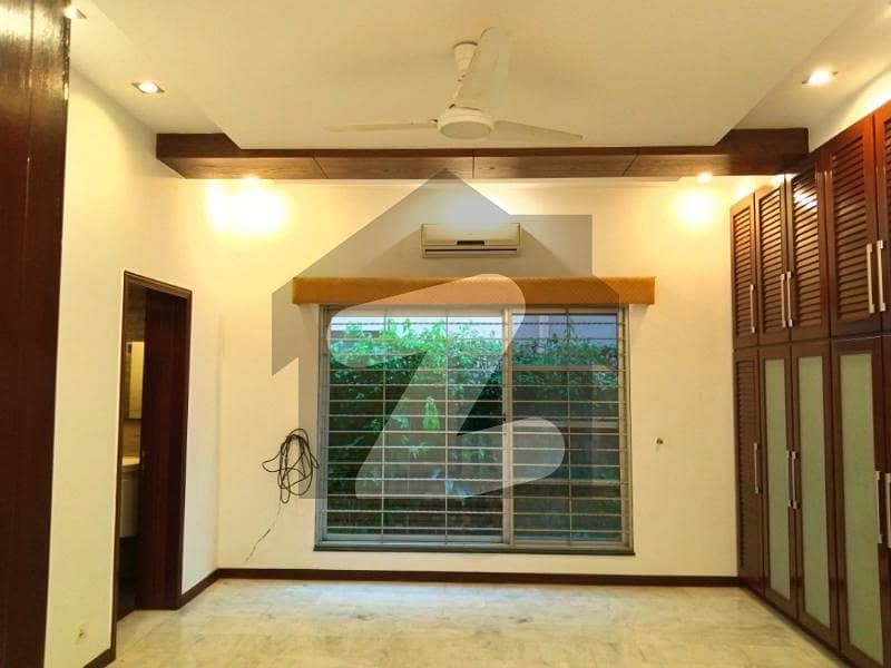 Beautiful Corner House For Rent Available