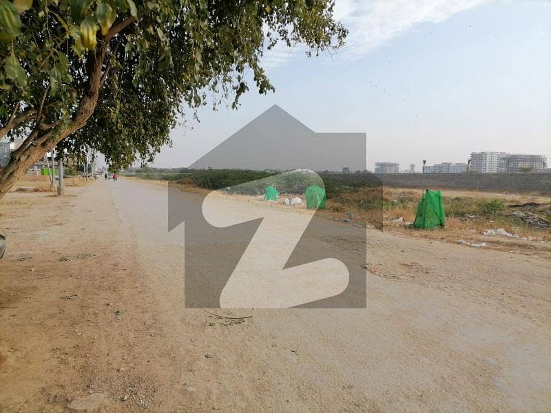 Corner Commercial Plot Of 1010 Square Yards For sale In Gulshan-e-Maymar - Sector X
