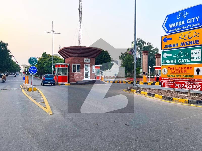 Commercial Plot For Grabs In 6 Marla Faisalabad