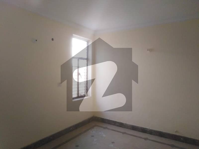 Prime Location 5 Marla House In Only Rs. 8,700,000