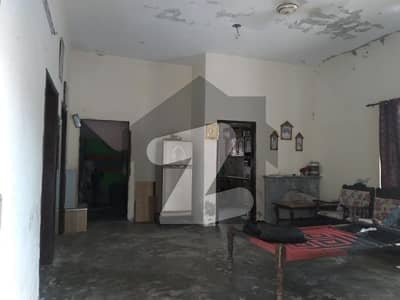 نادِر آباد کینٹ لاہور میں 2 کمروں کا 10 مرلہ مکان 2.1 کروڑ میں برائے فروخت۔