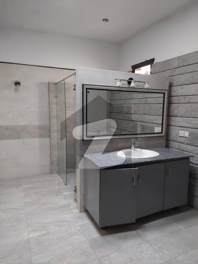 2000 Square Yards House For sale In Hill Park Hill Park, Karachi