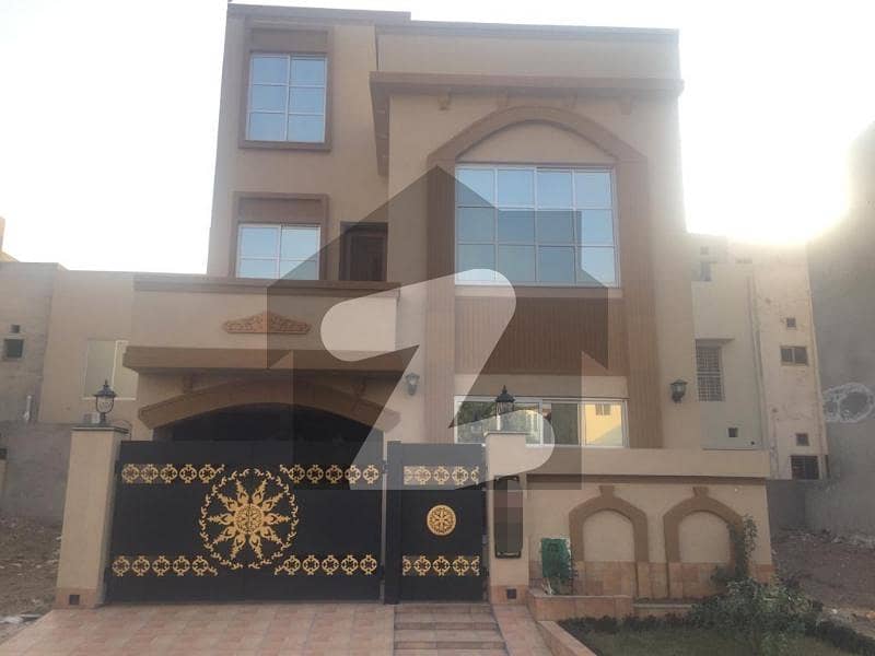 5 MARLA LIKE ANEW BEAUTIFULL HOUSE FOR SALE IN CC BLOCK SECTOR D BAHRIA