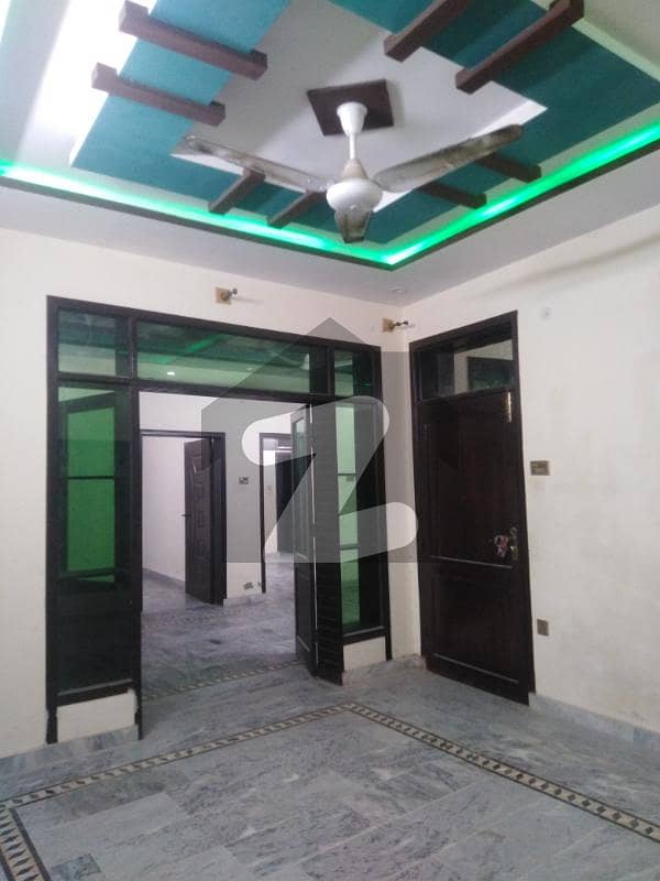 میسرائل روڈ راولپنڈی میں 3 کمروں کا 5 مرلہ مکان 30 ہزار میں کرایہ پر دستیاب ہے۔