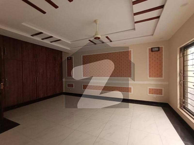 1 Kanal Upper Potion  Available For Rent In Dha Phase 7 Block R