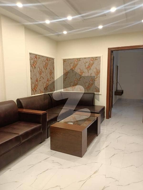 بحریہ ٹاؤن ۔ بلاک ای ای بحریہ ٹاؤن سیکٹرڈی بحریہ ٹاؤن لاہور میں 1 کمرے کا 3 مرلہ فلیٹ 42 ہزار میں کرایہ پر دستیاب ہے۔