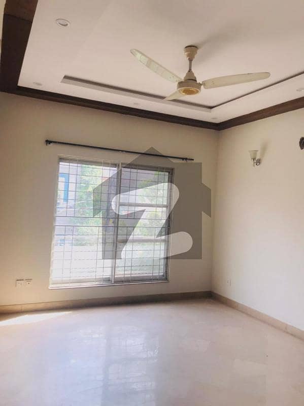 Studio Flat Available For Rent Studio Flat Available For Rent