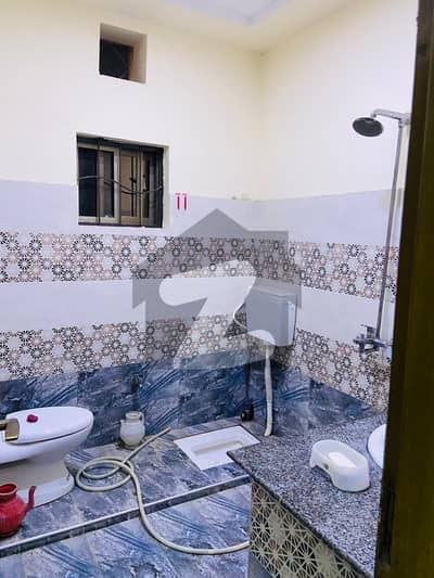 House 10 Marla For rent In Madina Gardens