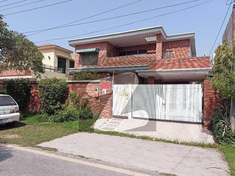 1 Kanal House Urgent Sale In E Block EME Society Block E, EME Society