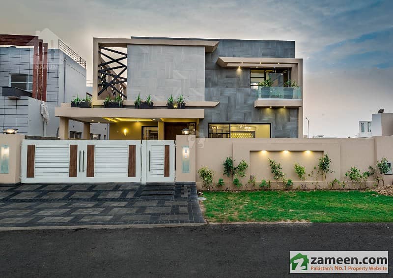 1 Kanal Elegant Palace Very Close To Mosque 1 Kanal Elegant Palace Very Close To Mosque