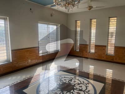 500 Square Yards House In Only Rs. 125,000,000
