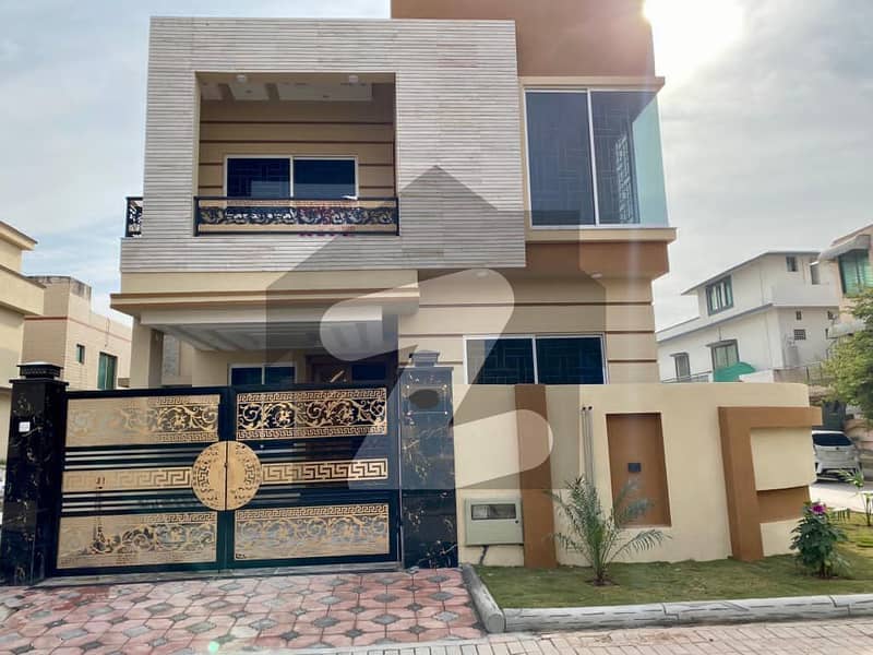 House In Bahria Town Phase 2 Sized 10 Marla Is Available