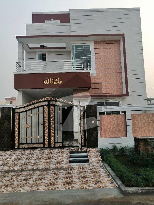 Ideal Location 5 Marla Full House Available For Sale In Khayaban-e-Amin - Block N