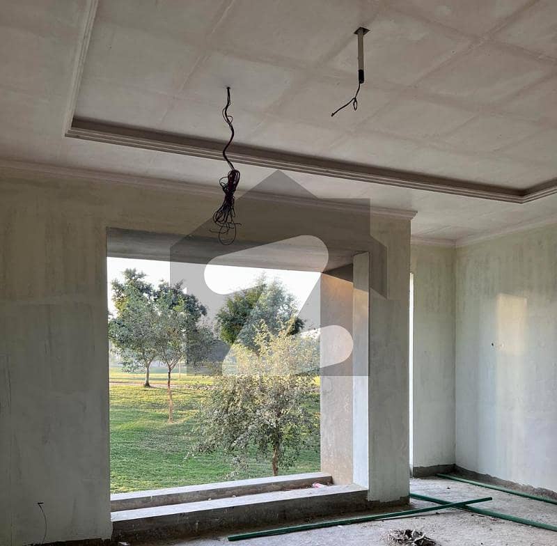 1 Kanal Luxurious Villa Facing Golf With Full Basement 1 Kanal Luxurious Villa Facing Golf With Full Basement