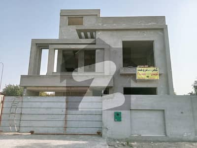 Main Boulevard 150 Feet Road 10 Marla Gray Structure House For Sale In Bahria Town Lahore