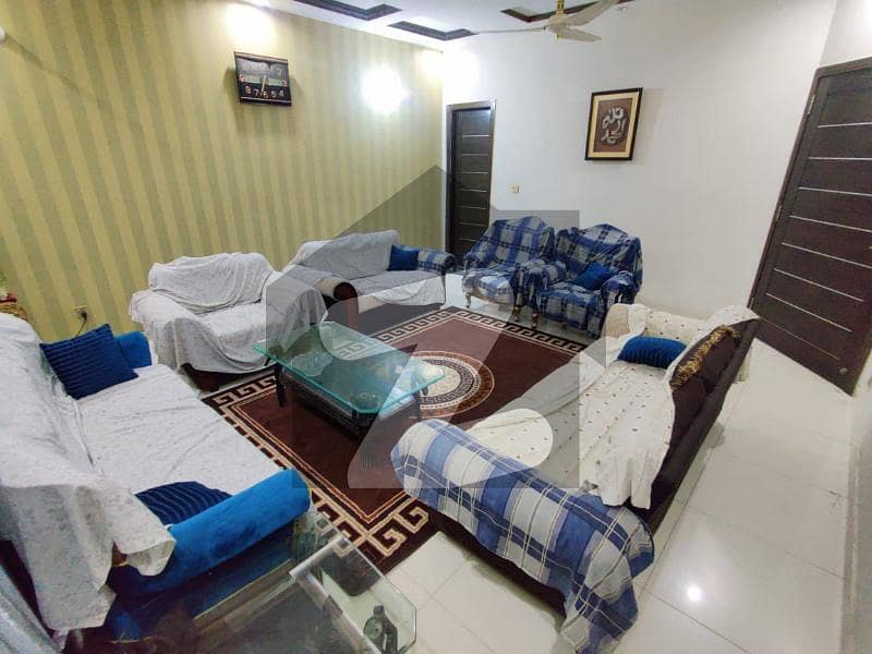 پنجاب سمال انڈسٹریز کالونی لاہور میں 7 کمروں کا 14 مرلہ مکان 3.5 کروڑ میں برائے فروخت۔