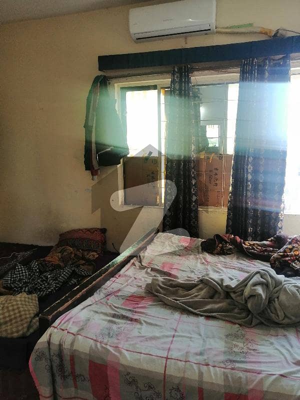 ماڈل ٹاؤن لِنک روڈ ماڈل ٹاؤن لاہور میں 1 کمرے کا 3 مرلہ فلیٹ 28 ہزار میں کرایہ پر دستیاب ہے۔