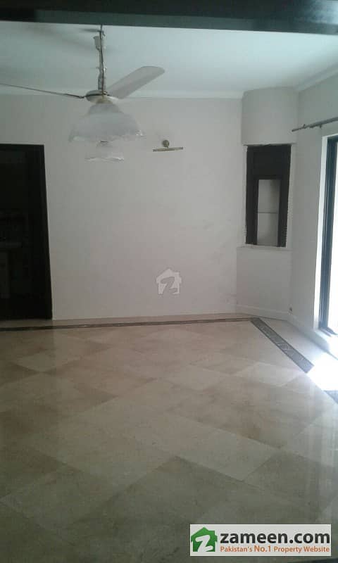 All Real Picture One Kanal House For Rent In Gulberg 3 Near To Firdous Market