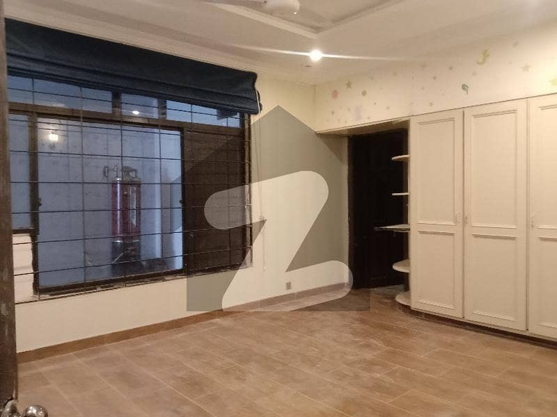 1 Kanal Independent Lower Ground Portion For Rent In F11