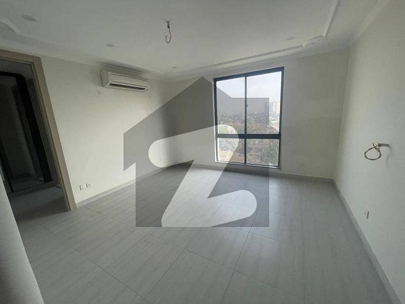 3 Bed Luxury Penthouse Available For Rent